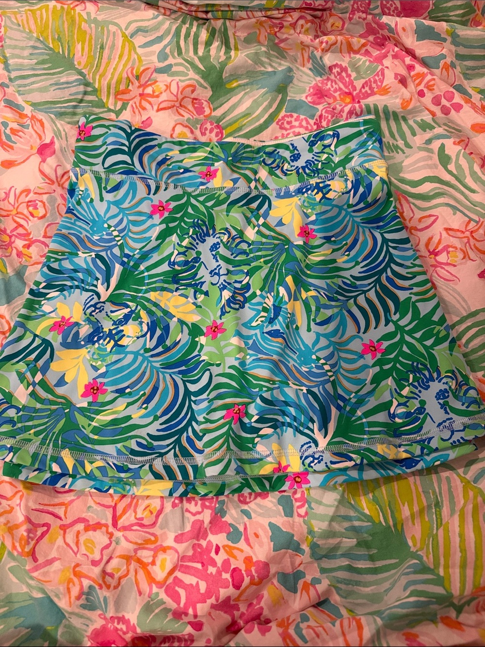 Lilly Pulitzer Blue Green Tropical Print Skort with Pink Accents
